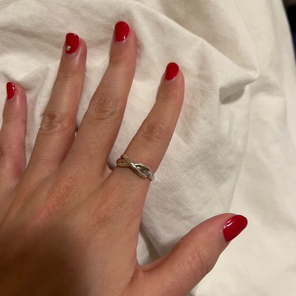 Tiffany & Co. Infinity ring - Picture 2 of 4